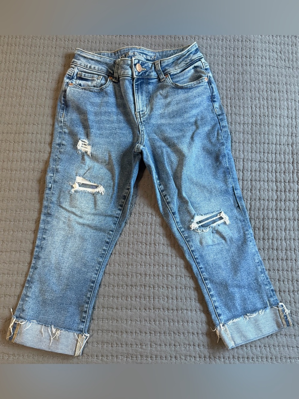 Maurices Light Blue Distressed Cropped Jeans